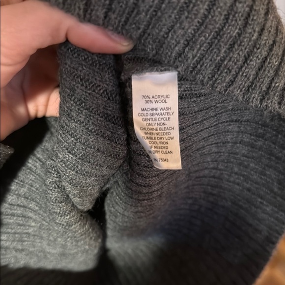 Women’s Cozy Gray Cowl Neck quarter sleeve Sweater - Picture 5 of 5